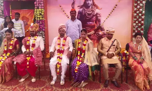 बीड के गांवों में शुरू हुआ दहेज मुक्ति का अभियान, दिलाई जा रही है शपथ बीड के गांवों में शुरू हुआ दहेज मुक्ति का अभियान, दिलाई जा रही है शपथ