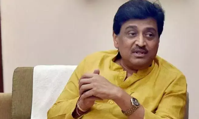 महाराष्ट्र में कांग्रेस को झटके पर झटका,बाबा सिद्दीकी और मिलिंद देवड़ा के बाद पूर्व सीएम ने छोड़ी कांग्रेस