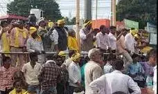 गोंड-गोवारी की समस्या पर रिटायर्ड न्यायाधीश की कमेटी गठित, जूस पीकर तोड़ा अनशन