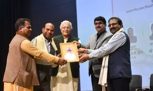 राष्ट्र गौरव सम्मान से सम्मानित हुए MCU के प्रोफेसर डॉ. अरुण खोबरे,  विश्व की लिखी सबसे बड़ी श्रीरामचरित मानस