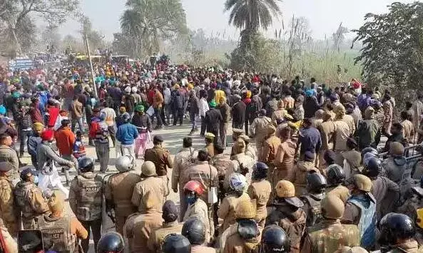 चुनाव से ऐन पहले क्यों भड़के किसान? इन मांगों से समझिए नाराजगी का कारण