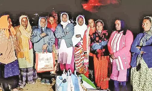 केपीसीएल के खिलाफ महिलाओं ने शुरू की भूख हड़ताल, तीव्र आंदोलन की   चेतावनी केपीसीएल के खिलाफ महिलाओं ने शुरू की भूख हड़ताल, तीव्र आंदोलन की   चेतावनी