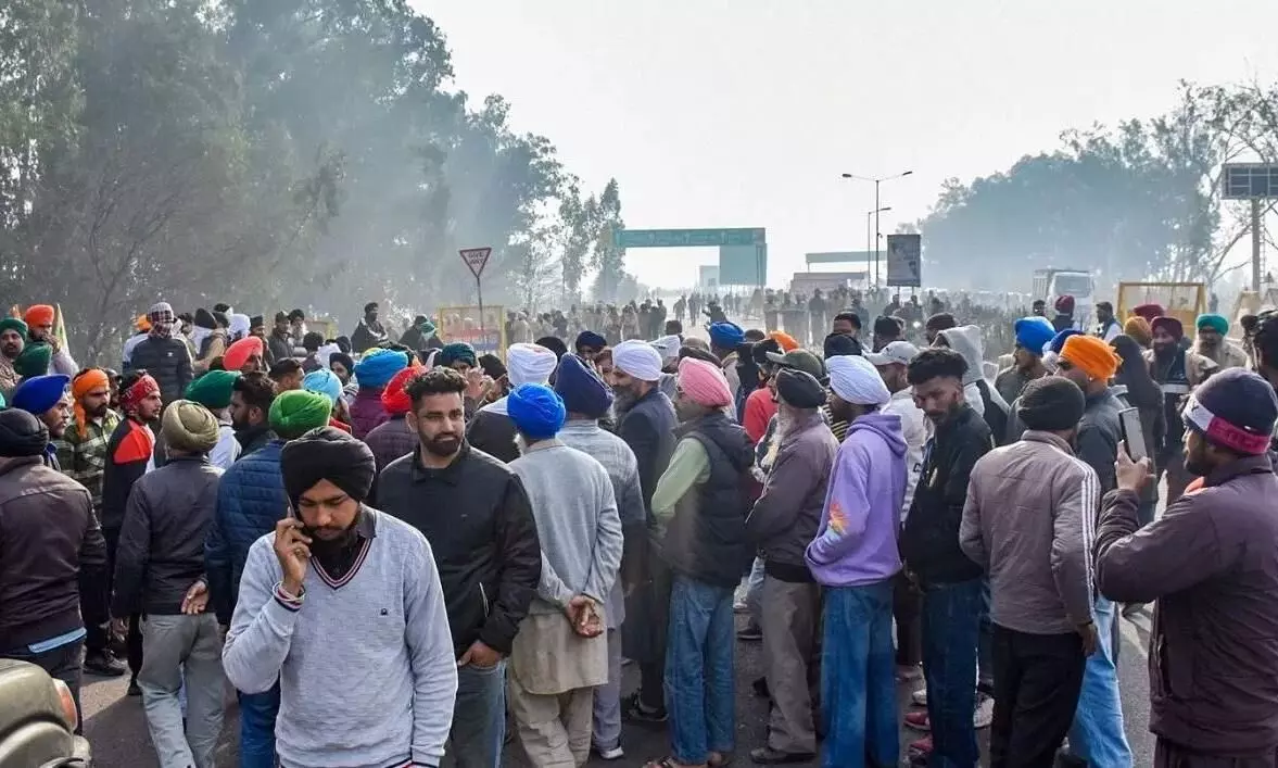 सरकार और किसानों के बीच कल होगी तीसरे दौर की बैठक, कृषि मंत्री अर्जुन मुंडा  समेत ये केंद्रीय मंत्री होंगे शामिल | Third round meeting will be held  tomorrow ...