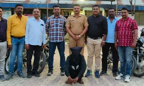 घर के सामने से उड़ाता था वाहन, दोपहिया चोर से बडनेरा पुलिस ने जब्त किए छह वाहन घर के सामने से उड़ाता था वाहन, दोपहिया चोर से बडनेरा पुलिस ने जब्त किए छह वाहन
