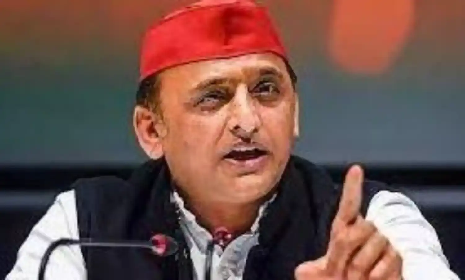 सुप्रीम कोर्ट के चुनावी बॉन्ड स्कीम फैसले पर अखिलेश ने दिया रिएक्शन , भाजपा की योजना को बताया नाजायज नीतियों का भांडाफोड़