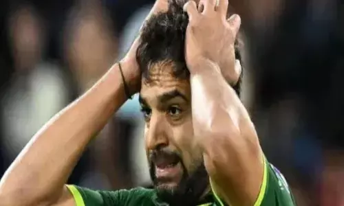 टेस्ट सीरीज खेलने से इनकार करना पड़ा भारी, इस तेज गेंदबाज के खिलाफ पीसीबी ने लिया बड़ा एक्शन, सैंट्रल कॉन्ट्रैक्ट किया कैंसिल टेस्ट सीरीज खेलने से इनकार करना पड़ा भारी, इस तेज गेंदबाज के खिलाफ पीसीबी ने लिया बड़ा एक्शन, सैंट्रल कॉन्ट्रैक्ट किया कैंसिल