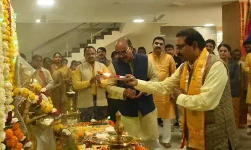 माखनलाल चतुर्वेदी राष्ट्रीय पत्रकारिता एवं संचार विश्वविद्यालय में हुआ बसंतोत्सव का आयोजन, छात्रों ने दीं रंगारंग सांस्कृतिक प्रस्तुतियां