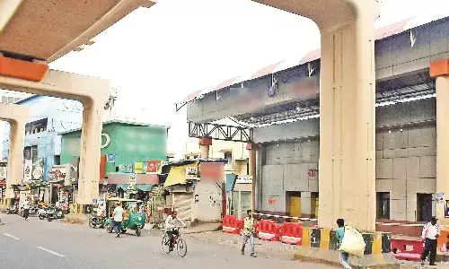 जगह नहीं मिलने से अजनी स्टेशन का विकास कार्य थमने के आसार, प्रोजेक्ट पर संकट जगह नहीं मिलने से अजनी स्टेशन का विकास कार्य थमने के आसार, प्रोजेक्ट पर संकट