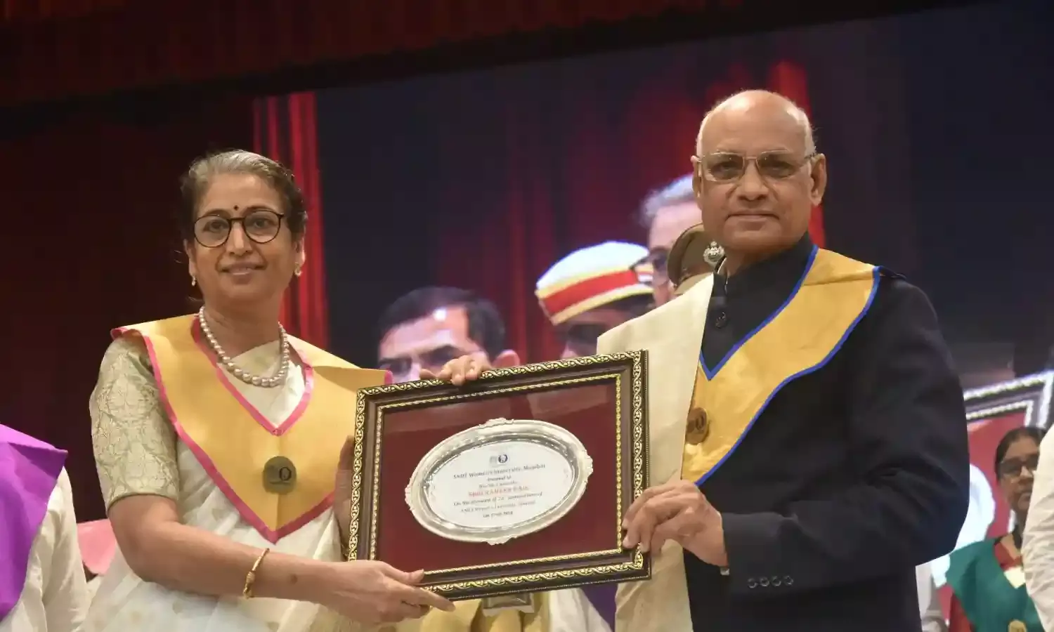 उच्च शिक्षा से वंचित महिलाओं तक पहुंचे महिला विश्वविद्यालय, बनाएं शिक्षित