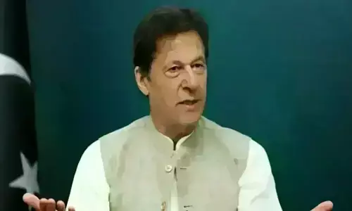 पूर्व पीएम इमरान खान की पार्टी विपक्ष में बैठने को तैयार, जल्द पाकिस्तान में नवाज शरीफ की बनेगी नई सरकार पूर्व पीएम इमरान खान की पार्टी विपक्ष में बैठने को तैयार, जल्द पाकिस्तान में नवाज शरीफ की बनेगी नई सरकार