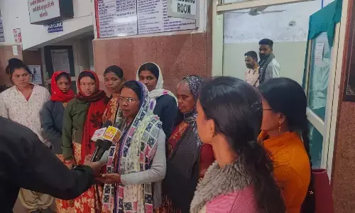 कलेक्टर के नाम पर परियोजना अधिकारी और पर्यवेक्षक ने मांगे दो-दो हजार, आंगनबाड़ी कार्यकर्ता सीमा उईके का आरोप कलेक्टर के नाम पर परियोजना अधिकारी और पर्यवेक्षक ने मांगे दो-दो हजार, आंगनबाड़ी कार्यकर्ता सीमा उईके का आरोप
