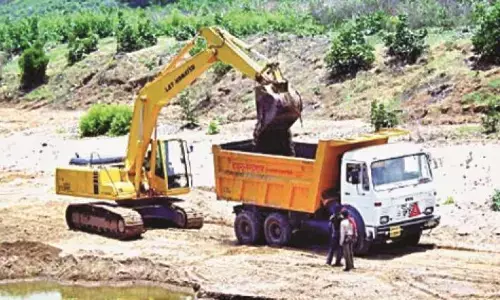 मकड़जाल में उलझता जा रहा है ऑनलाइन रेत बुकिंग सिस्टम, धड़ल्ले से हो रहा गोरखधंधा