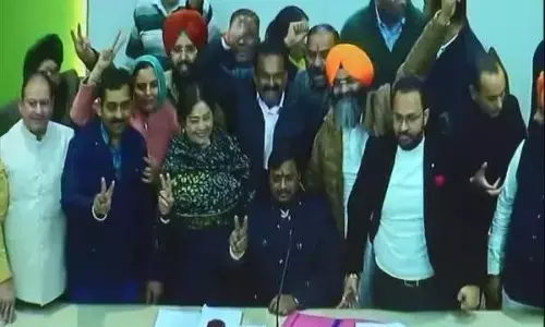 सुप्रीम कोर्ट में सुनवाई से पहले चंडीगढ़ के मेयर मनोज सोनकर ने दिया इस्तीफा, आज होनी है सुनवाई