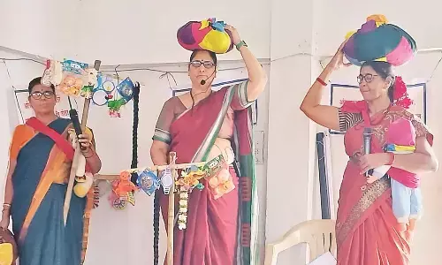 काव्य की प्रस्तुति के जरिए अंगदान के लिए जागरूकता, वरिष्ठ महिलाओं की पहल काव्य की प्रस्तुति के जरिए अंगदान के लिए जागरूकता, वरिष्ठ महिलाओं की पहल