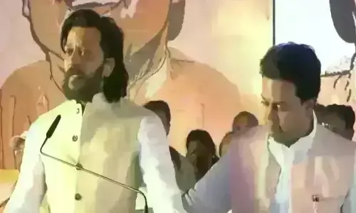 भावुक हुए रितेश, अमित देशमुख बोले - कांग्रेस हमारे खून में है, जहां हूं, ठीक हूं