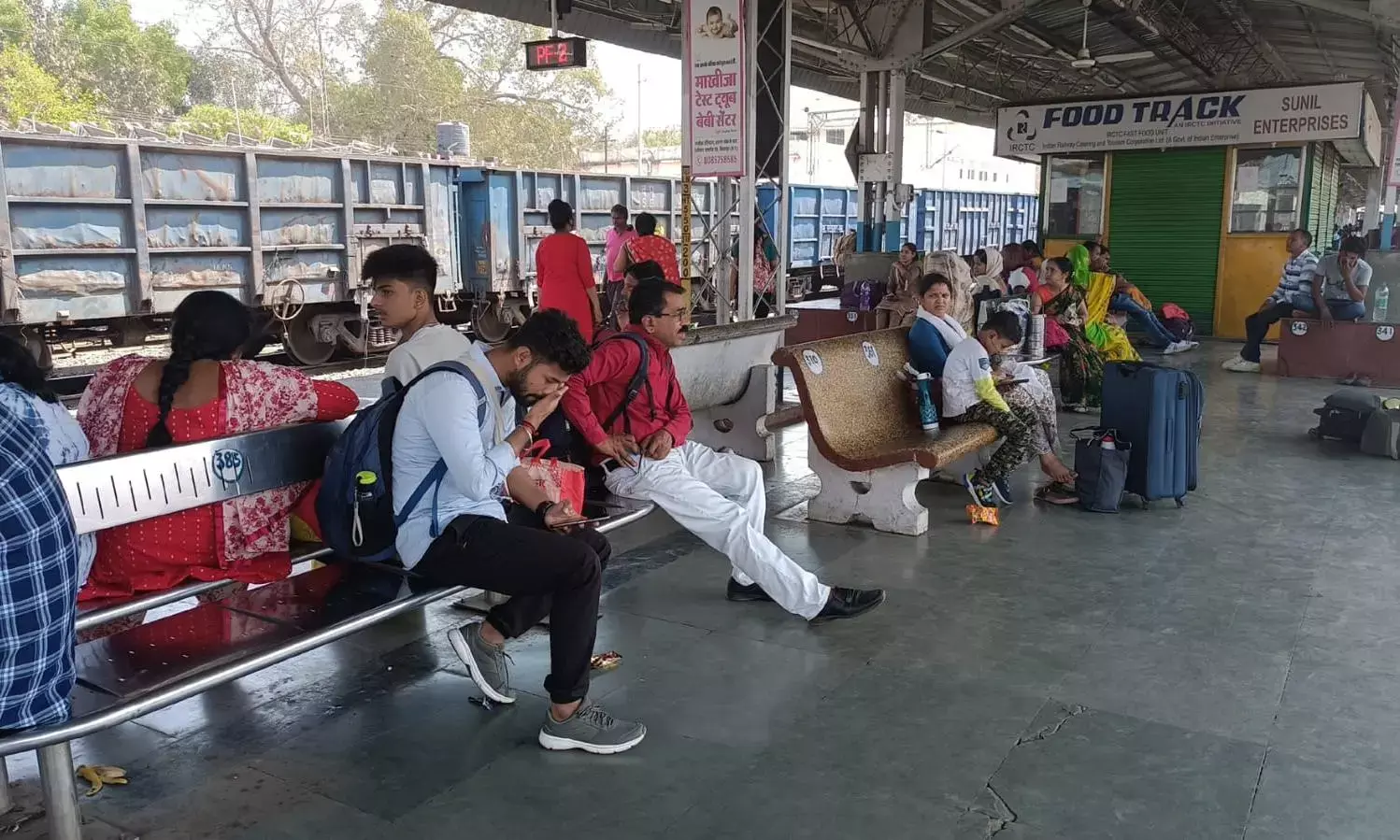 अमरकंटक एक्सप्रेस चल रही है तो शहडोल-नागपुर एक्सप्रेस को भी चलाया जाए