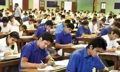 बारहवीं की परीक्षाओं में 15 लाख 13 हजार से ज्यादा विद्यार्थी देंगे इम्तिहान बारहवीं की परीक्षाओं में 15 लाख 13 हजार से ज्यादा विद्यार्थी देंगे इम्तिहान