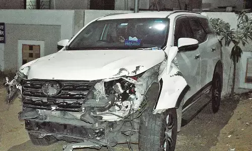 आधी रात में मचाया कोहराम, हाई-प्रोफाइल आरोपियों के चलते पुलिस के हाथ-पांव फूले