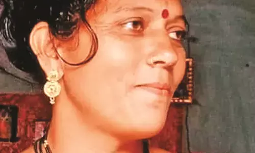 महिला की हत्या करने के बाद आरोपी ने खुद का गला रेता, अस्पताल में उपचार जारी महिला की हत्या करने के बाद आरोपी ने खुद का गला रेता, अस्पताल में उपचार जारी