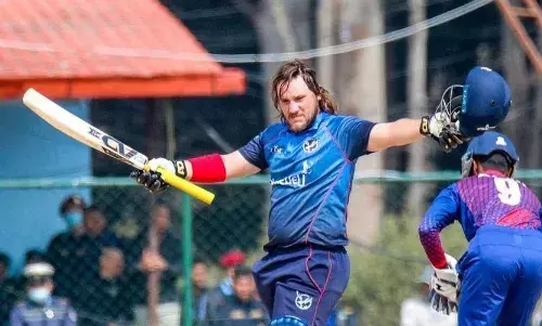 नामीबिया के 22 साल के निकोल लॉफ्टी-ईटन ने ठोका विश्व का सबसे तेज टी20 अंतर्राष्ट्रीय शतक, केवल इतनी गेंदों में रच दिया इतिहास