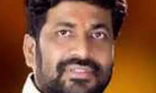 अमरावती, दो साल तक जिला बैंक अध्यक्ष पद से विरोधी नहीं हटा पाएंगे बच्चू कडू को अमरावती, दो साल तक जिला बैंक अध्यक्ष पद से विरोधी नहीं हटा पाएंगे बच्चू कडू को