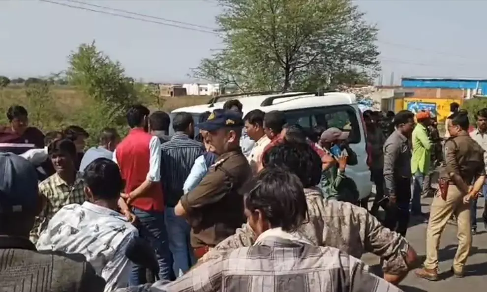 अज्ञात वाहन की चपेट में आए साठ वर्षीय वृद्ध की मौत