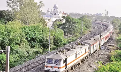 नागपुर-इटारसी लाइन पर गाड़ियों की बढ़ेगी रफ्तार,पुल के नीचे लगे बेड ब्लॉक को बदला नागपुर-इटारसी लाइन पर गाड़ियों की बढ़ेगी रफ्तार,पुल के नीचे लगे बेड ब्लॉक को बदला