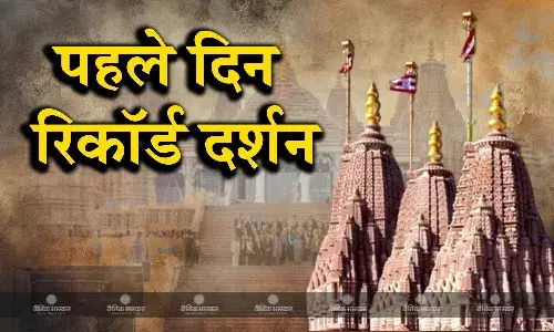 अबु धाबी के BAPS मंदिर में उमड़ी श्रद्धालुओं की भीड़, पहले दिन पहुंचे 65 हजार से ज्यादा भक्त