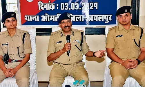 सुरक्षा को लेकर पुलिस से बताईं अपनी समस्याएँ सुरक्षा को लेकर पुलिस से बताईं अपनी समस्याएँ
