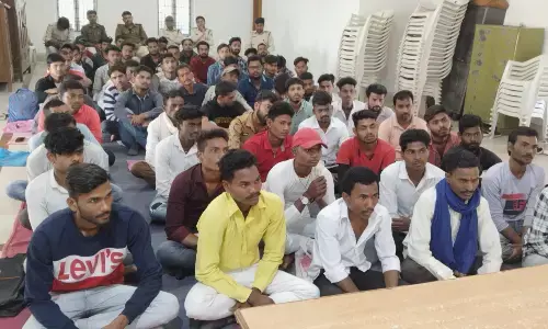 बेरोजगारों को रोजगार से जोडने आरण्य भवन में शिविर आयोजित बेरोजगारों को रोजगार से जोडने आरण्य भवन में शिविर आयोजित