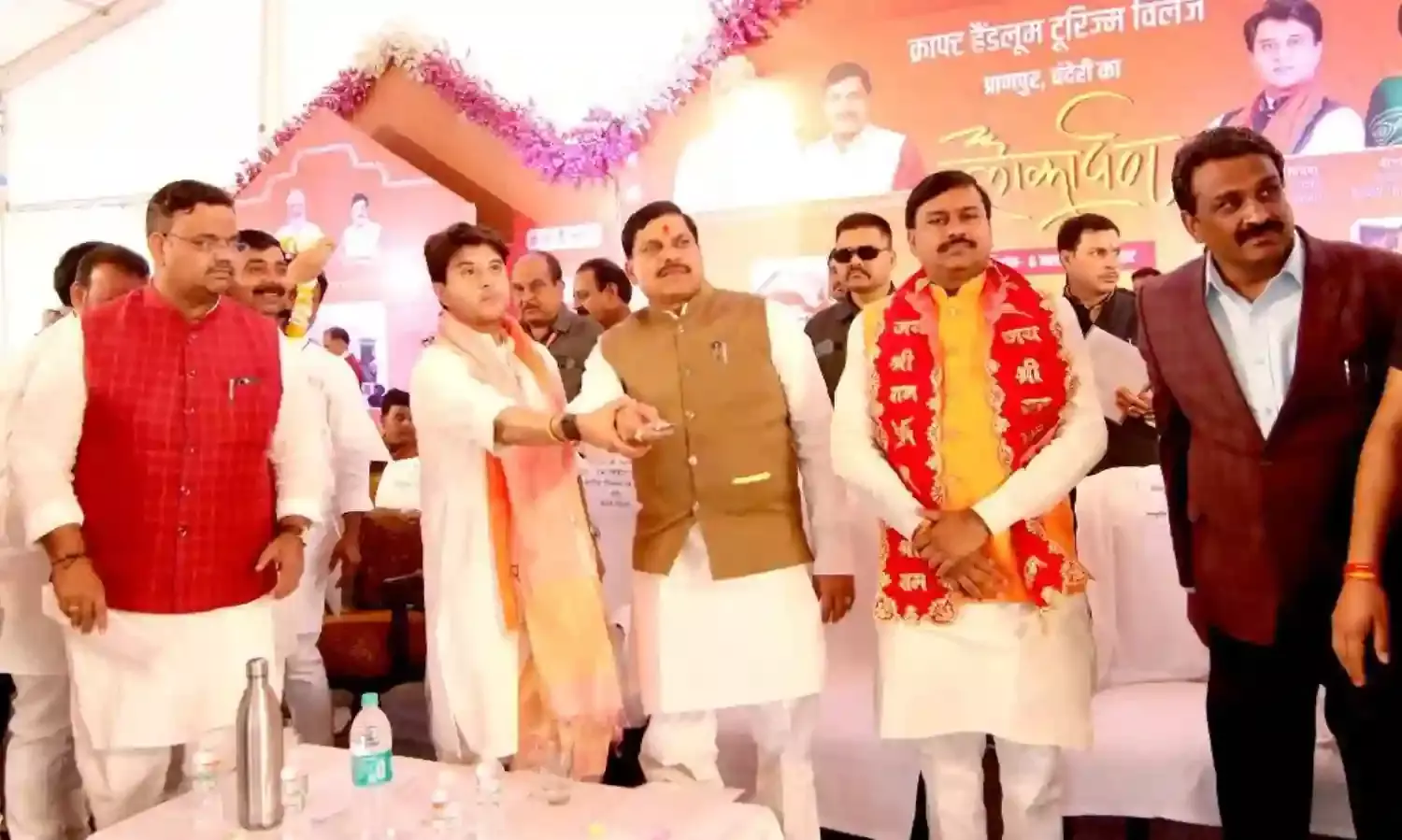 प्राचीन नगरी चंदेरी के कण-कण में व्याप्त है भारत की संस्कृति - मुख्यमंत्री डॉ. यादव