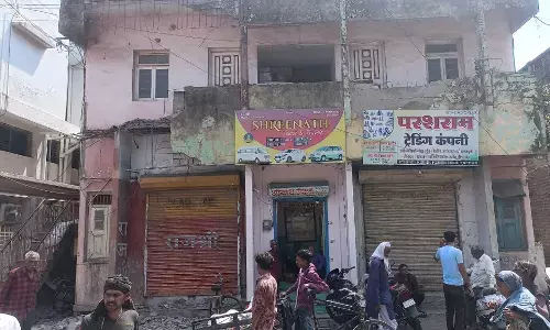 जर्जर इमारत का एक हिस्सा ढहने पर 2 मंजिला इमारत के स्ट्रक्चरल ऑडिट के आदेश जर्जर इमारत का एक हिस्सा ढहने पर 2 मंजिला इमारत के स्ट्रक्चरल ऑडिट के आदेश