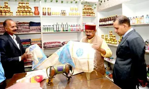 वन भारत साड़ी वॉकथान में 7 मार्च को सम्मिलित होंगे राज्यमंत्री श्री जायसवाल