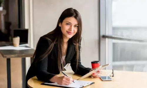 यहां रहे बेहतरीन आईडियाज जिनसे महिलाएं घर बैठे कर सकती हैं बढ़िया कमाई यहां रहे बेहतरीन आईडियाज जिनसे महिलाएं घर बैठे कर सकती हैं बढ़िया कमाई