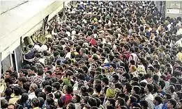 परप्रांतियों को रोकने के लिए महाराष्ट्र में वीजा कानून बनाने की मांग, छेड़ा आंदोलन परप्रांतियों को रोकने के लिए महाराष्ट्र में वीजा कानून बनाने की मांग, छेड़ा आंदोलन