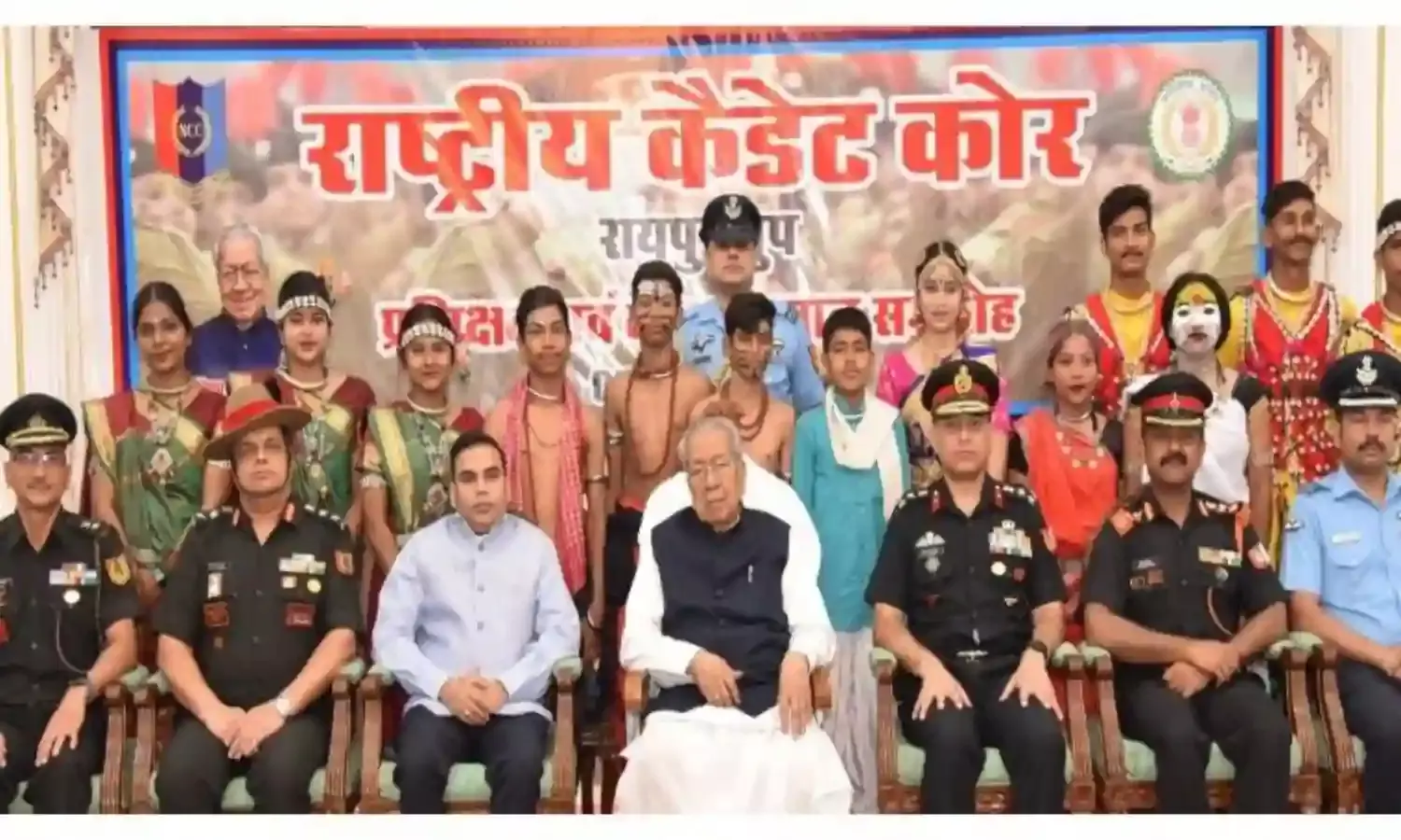 राजभवन में मध्यप्रदेश एवं छत्तीसगढ़ एन.सी.सी. संचालनालय के कैडेट्स का ‘एट होम‘ कार्यक्रम संपन्न
