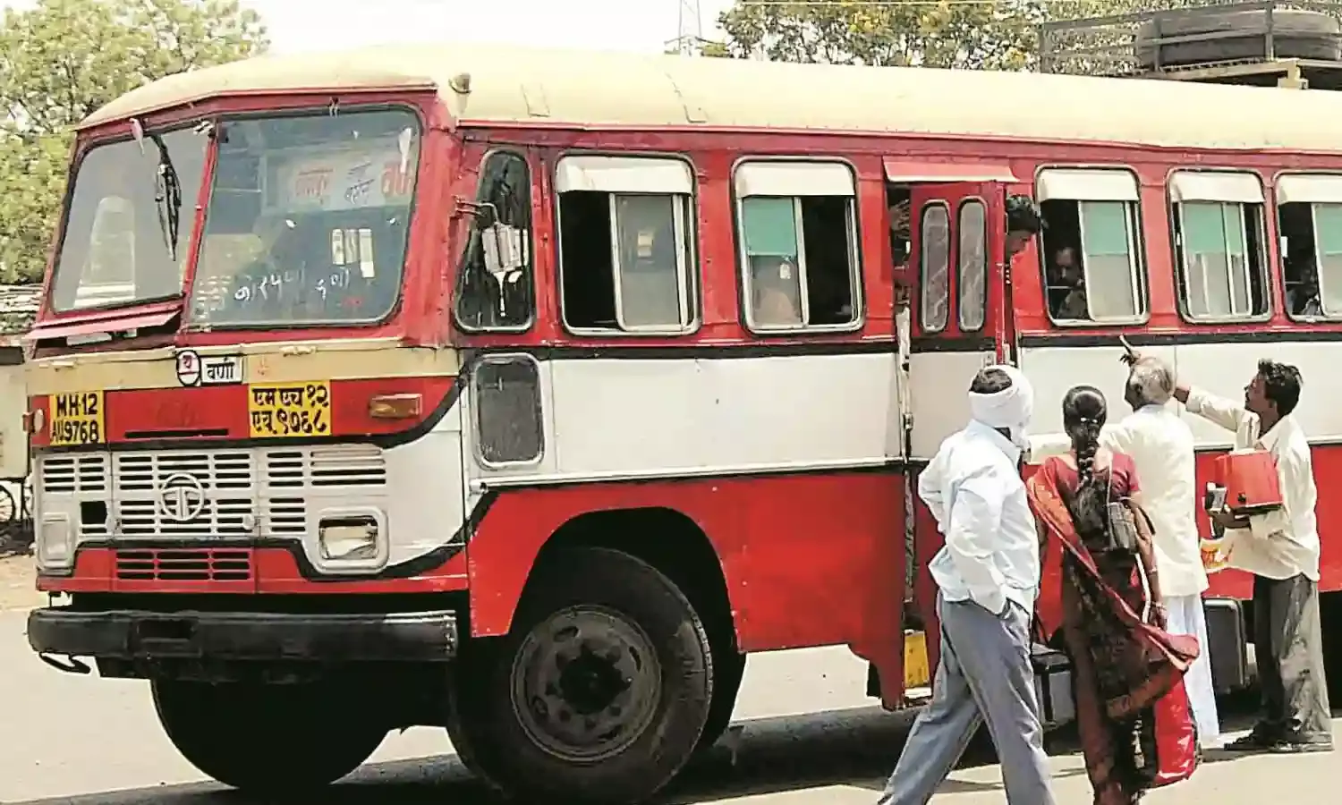 प्रतापगढ़ मेले के लिए छोड़ी जाएंगी अतिरिक्त बसें, 25 बसों की व्यवस्था की गई