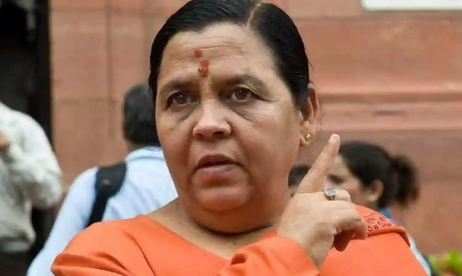 उमा भारती का चुनाव लड़ने से इनकार, साध्वी प्रज्ञा को दोबारा टिकट न मिलने पर कही ये बात