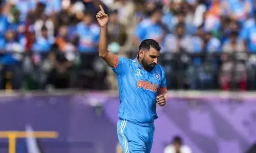 क्रिकेट के बाद सियासी पिच पर उतरेंगे मोहम्मद शमी! इस सीट से टिकट देने की तैयारी कर रही बीजेपी क्रिकेट के बाद सियासी पिच पर उतरेंगे मोहम्मद शमी! इस सीट से टिकट देने की तैयारी कर रही बीजेपी