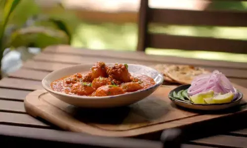 प्रेशर कुकर में बनाएं पंजाबी स्टाइल दम आलू, यहां जानिए पूरी रेसिपी