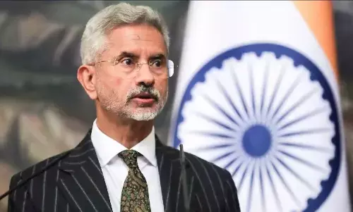 युद्ध में रूस के समर्थन पर एस जयशंकर ने साफ किया अपना रुख , भारत को लेकर अन्य देशों की चुप्पी पर लगाई फटकार युद्ध में रूस के समर्थन पर एस जयशंकर ने साफ किया अपना रुख , भारत को लेकर अन्य देशों की चुप्पी पर लगाई फटकार