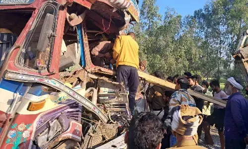 अलग-अलग 6 सडक़ हादसों में 5 की मौत, 28 से ज्यादा घायल