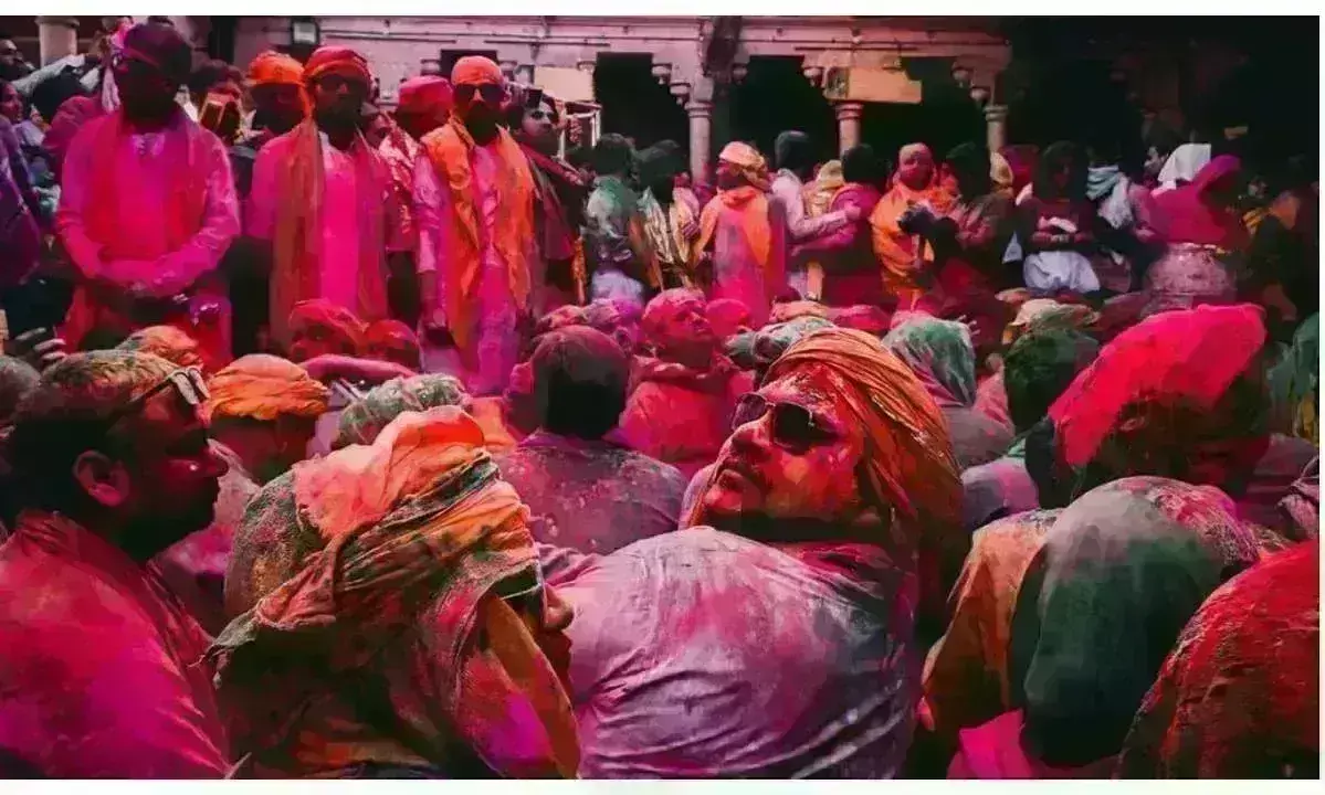होली पर बना रहे परिवार के साथ घूमने जाने का प्लान तो, भारत की इन जगहों की करें सेर