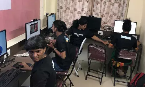 लोगों के सामने हाथ फैलाकर नहीं प्रतिभा के बल पर रोजगार चाहते हैं ट्रांसजेंडर लोगों के सामने हाथ फैलाकर नहीं प्रतिभा के बल पर रोजगार चाहते हैं ट्रांसजेंडर