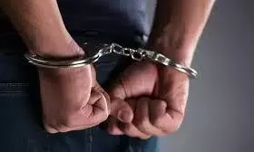 व्यापारियों से ऑनलाइन बुलाता था लाखों की सब्जी, सस्ते में बेच पीता था शराब व्यापारियों से ऑनलाइन बुलाता था लाखों की सब्जी, सस्ते में बेच पीता था शराब