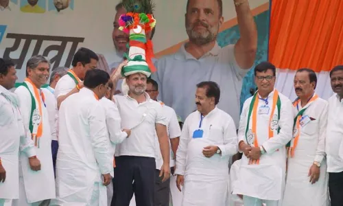 राहुल गांधी ने कहा - आदिवासी ही देश के असली मालिक हैं, नंदुरबार पहुंची भारत जोड़ो न्याय यात्रा राहुल गांधी ने कहा - आदिवासी ही देश के असली मालिक हैं, नंदुरबार पहुंची भारत जोड़ो न्याय यात्रा