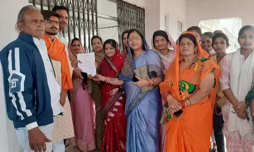 संदेशकाली मामले में दोषियों पर कार्यवाही की मांग, सकल समाज हित रक्षक संघ ने राष्ट्रपति के नाम सौंपा ज्ञापन संदेशकाली मामले में दोषियों पर कार्यवाही की मांग, सकल समाज हित रक्षक संघ ने राष्ट्रपति के नाम सौंपा ज्ञापन