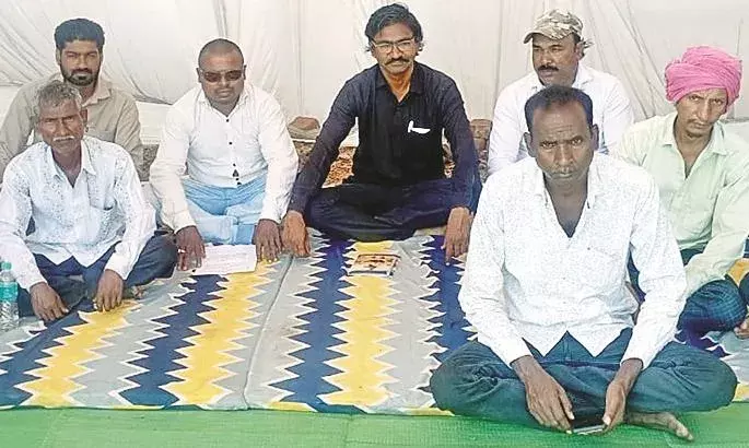 ग्राहकों के हितों की रक्षा करने शुरू किया बेमियादी अनशन पर सामाजिक कार्यकर्ता