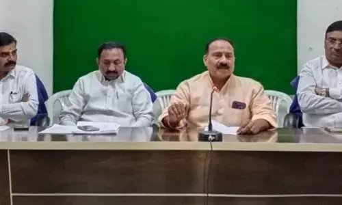 अमरावती के अकोली में 9 एकड़ में बनेगा अत्याधुनिक खेल मैदान, खिलाड़ियों को मिलेगी सुविधा अमरावती के अकोली में 9 एकड़ में बनेगा अत्याधुनिक खेल मैदान, खिलाड़ियों को मिलेगी सुविधा
