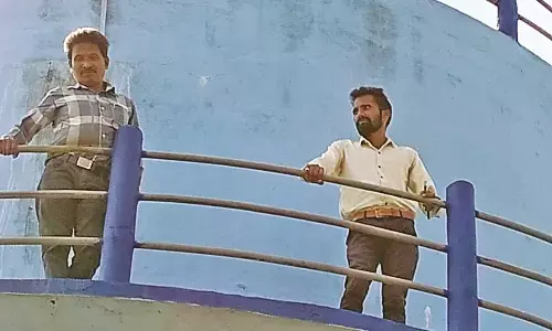 वीरुगिरी करने वालों की मांग मंजूर, ग्राम सचिव का किया गया तत्काल तबादला वीरुगिरी करने वालों की मांग मंजूर, ग्राम सचिव का किया गया तत्काल तबादला